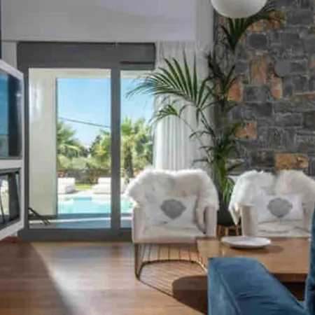 Opsis Luxury With Swimming Pool Βίλα *