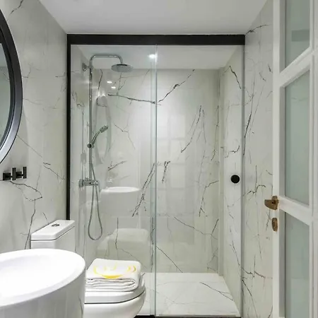 Opsis Luxury With Swimming Pool Вілла