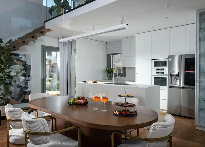 ヴィラ Opsis Luxury With Swimming Pool *