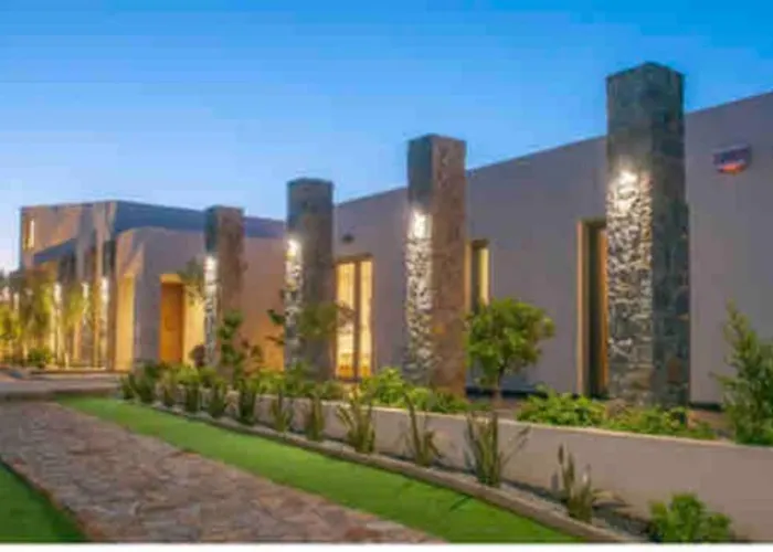 Opsis Luxury With Swimming Pool